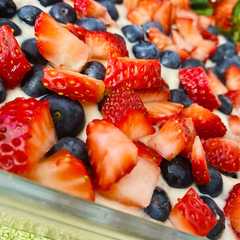 POSTRE DE FRUTILLAS Y ARÁNDANOS 🍓🫐🍓🫐🍧-レシピのメイン写真