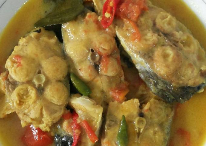 Langkah Mudah untuk Membuat Ikan patin bumbu kuning yang Lezat Sekali