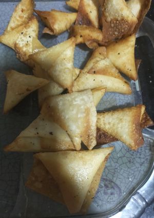 A picture of Mitha samosa.