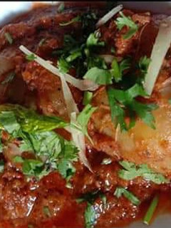 A picture of Chicken 🐓 masalay dar.