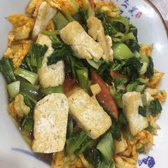 A picture of Tofu and Veggie in Oyster Sauce.