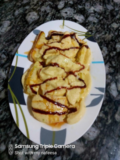 A picture of Creamy kesar kulfi.