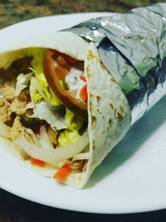 Una foto de Kebab de pollo casero