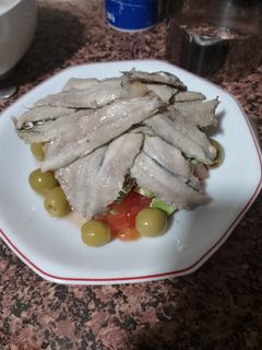 Una foto de Ensalada de boquerones