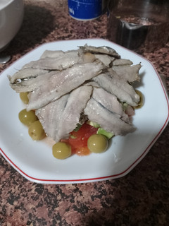 Una foto de Ensalada de boquerones
