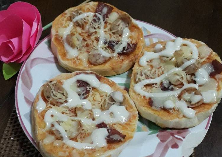 Resep Roti Pizza Panggang #Maree, Bisa Manjain Lidah