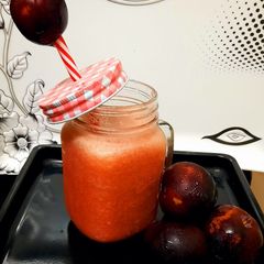 A picture of Plum juice 💗💗.