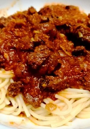 Una foto de Salsa de T-Bone y Espaguetis