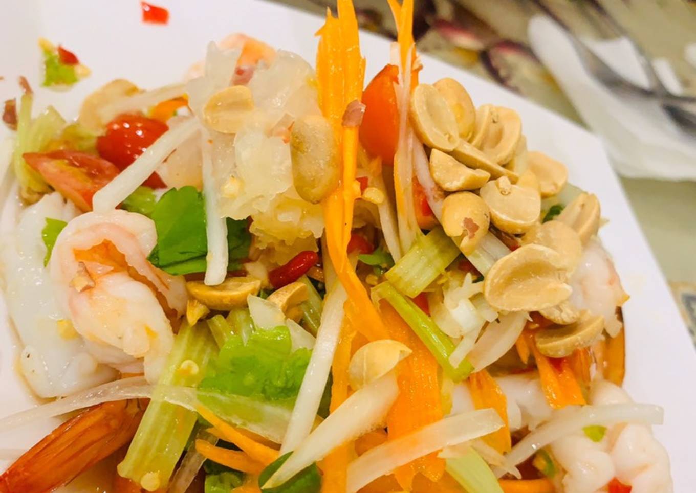 Salad thailan seafood