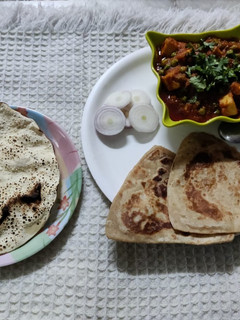 મટર પનીર (Matar paneer recipe in Gujarati) રેસીપી મુખ્ય ફોટો