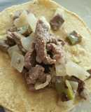 Taquitos de Res, cebolla y nopales