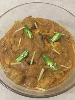சிக்கன் தோபியாசா (chicken thopisa recipe in tamil) செய்முறை முக்கிய புகைப்படம்