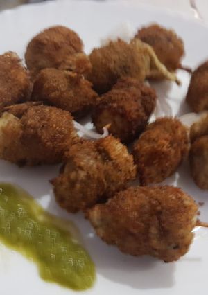 मशरूम के पकौड़े (Mushroom ke pakode recipe in Hindi) रेसिपी मुख्य फोटो
