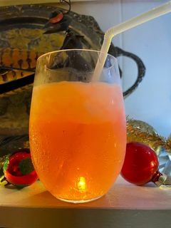 A picture of Boozy Cherry Limeade.
