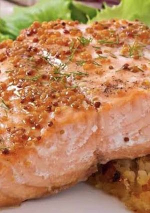 Una foto de Salmón con Mostaza y Miel