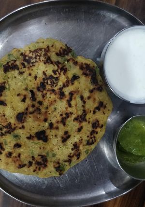 A picture of Besan Cheela.