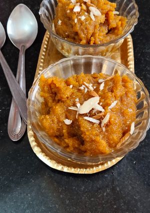 A picture of Mango Halwa.