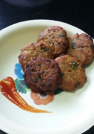 A picture of Bread sweet potato tikki.