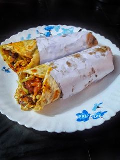 এগ চিকেন রোল (Egg chicken roll recipe in bengali) রেসিপির প্রধান ছবি