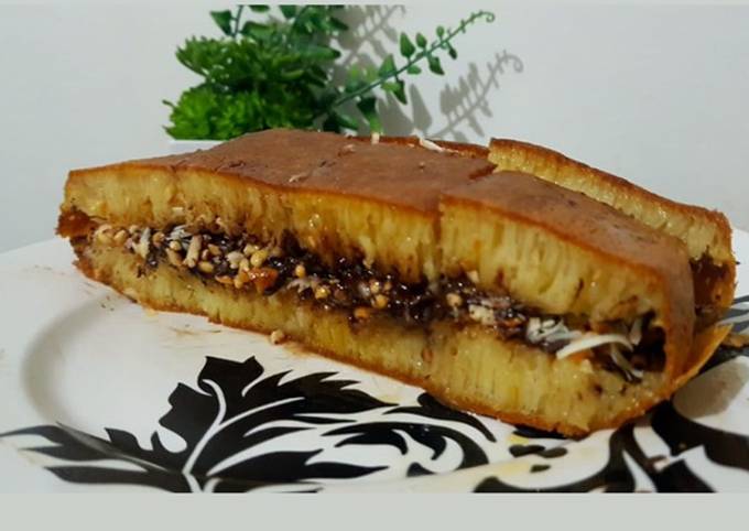 Terang Bulan/Martabak Manis