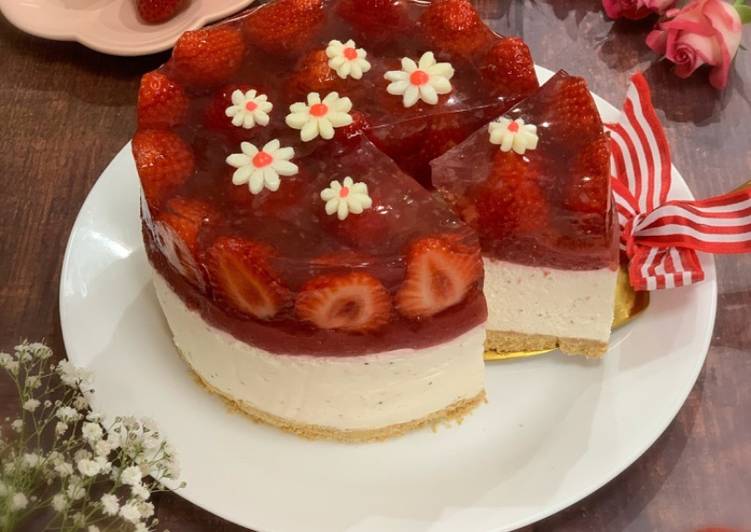 Langkah Mudah untuk Membuat No bake strawberry cheese cake Anti Gagal