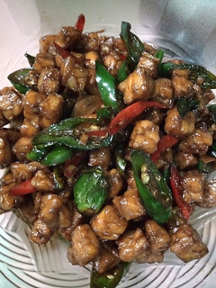 Foto resep Orek Tempe Cabe Hijau Besar Simple