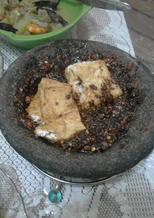 Foto resep Sambal kacang tahu penyet 😃