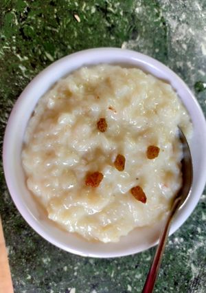 चावल का खीर (Chawal ki kheer recipe in hindi) रेसिपी मुख्य फोटो