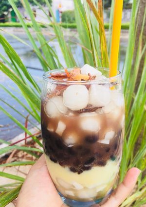 Hình của món Chè Huế.