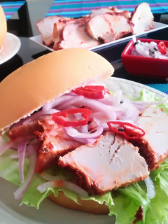 Una foto de Butifarra Limeña de Lechón al Horno 👍🇵🇪