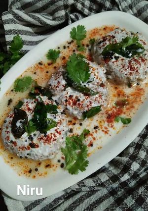 A picture of Soya Chunks Dahi Vada.