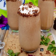 A picture of Choc cookie milkshake.