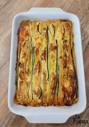 Une photo de Crinkle courgette chèvre basilic