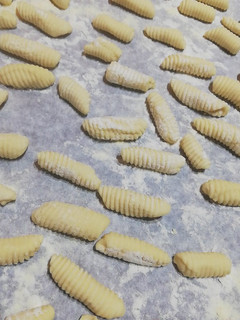 Foto di Malloredus con sughetto fresco, basilico e ricotta marzotica