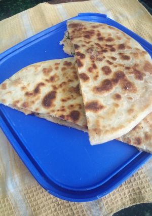 A picture of Aloo Kulcha.