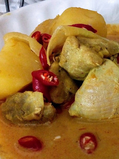 A picture of Malaysian Curry Chicken.