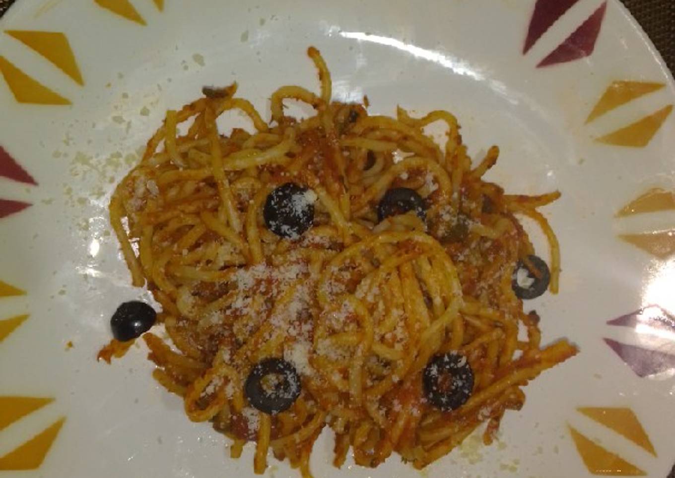 Pasta a la puttanesca italiana