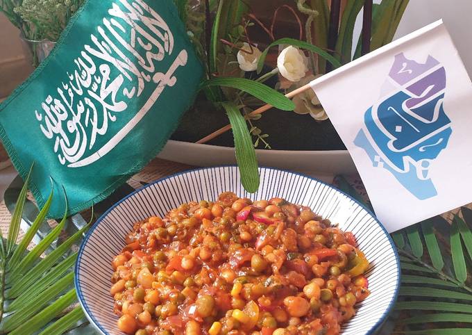 بقوليات بمكعب المرق