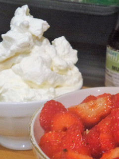 A picture of Whipped Cream.