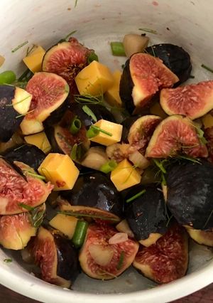 A picture of Fig Salad.