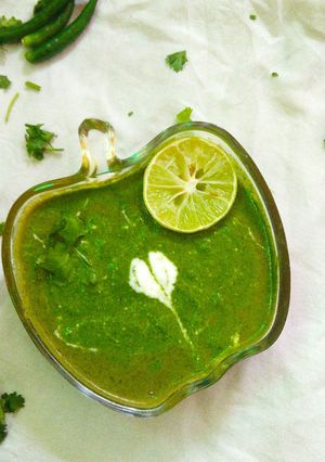 A picture of Coriander and curd Chutney.