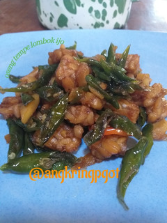 Foto resep Oseng tempe bumbu lombok ijo