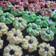 A picture of Semprit 3 bahan yang lagi hits ala nafren.