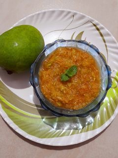 आम की खट्टी मीठी चटनी (Aam ki khatti mithi chutney recipe in Hindi) रेसिपी मुख्य फोटो
