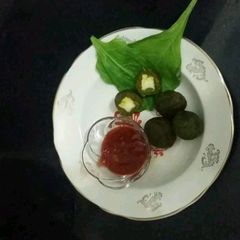 A picture of Cheesy spinach bombs.