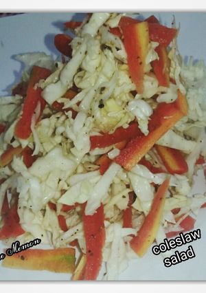 A picture of Coleslaw salad.