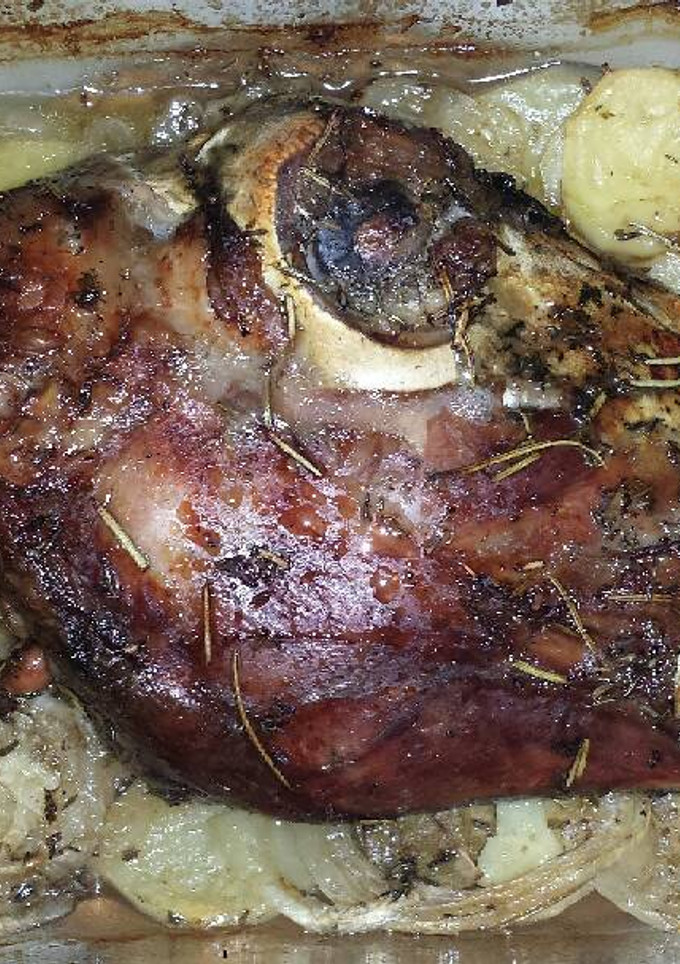 Una foto de Cabeza de cordero al horno