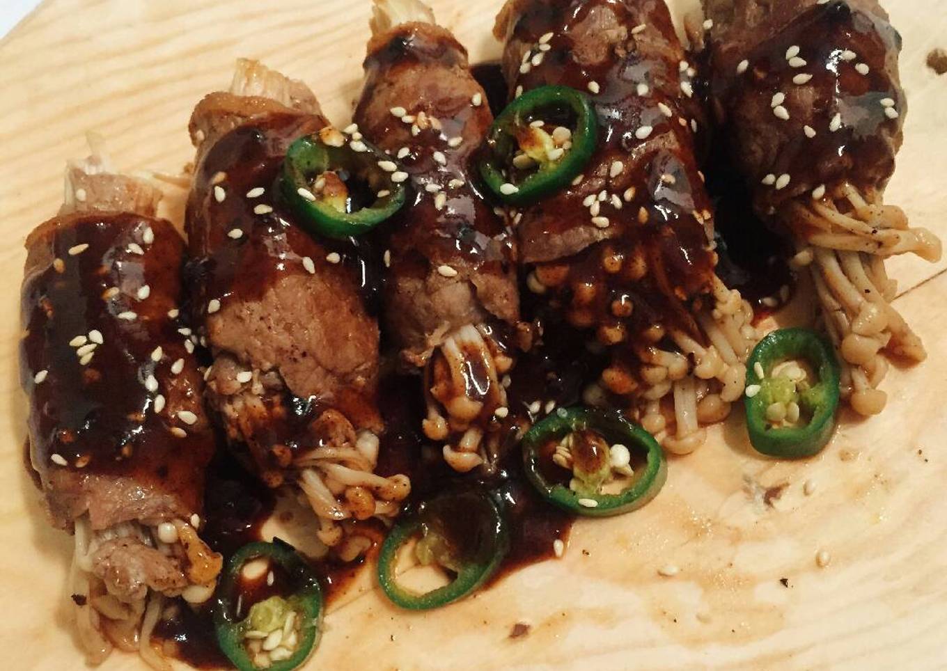 Beef enoki roll black pepper
