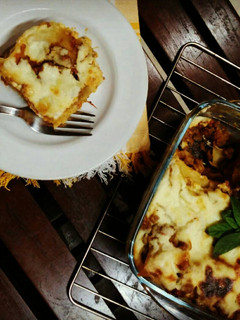 A picture of Chicken lasagna.