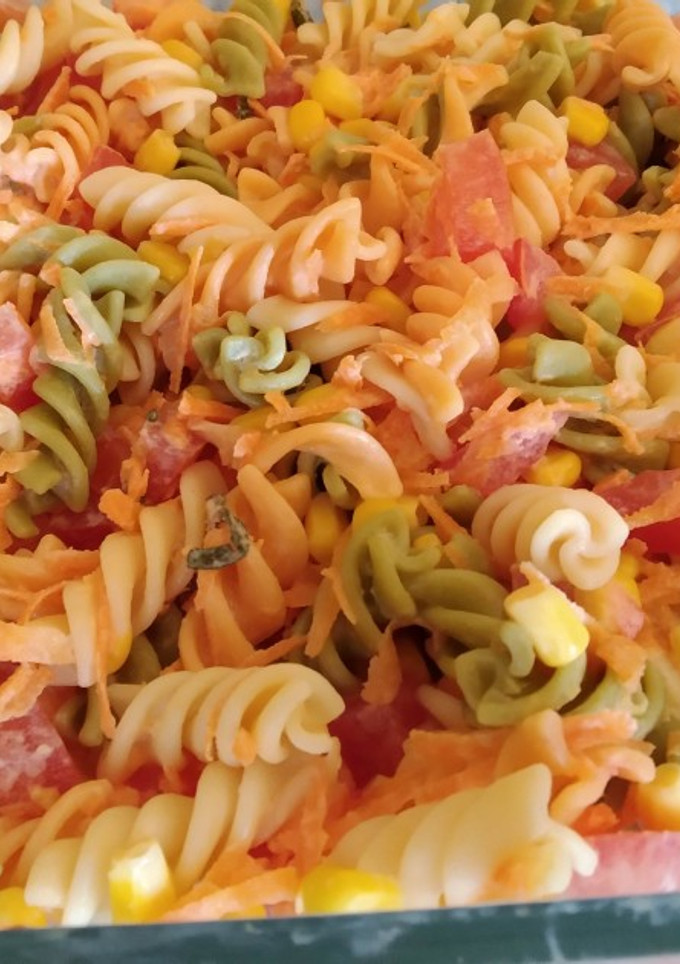 Una foto de Ensaladilla de pasta fría